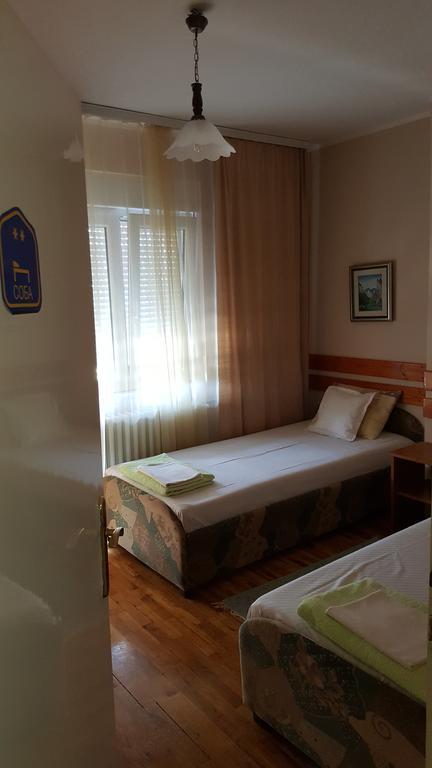 Guest House Major Arandjelovac Esterno foto