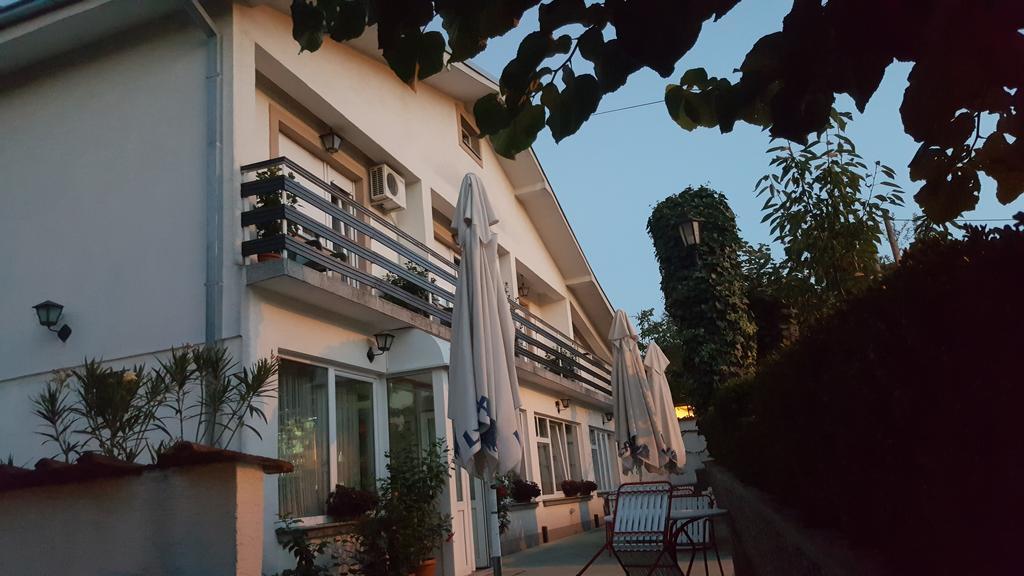 Guest House Major Arandjelovac Esterno foto