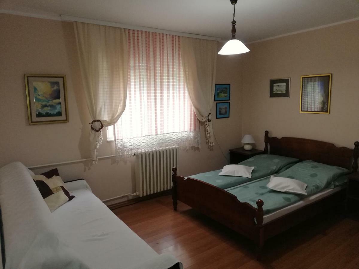 Guest House Major Arandjelovac Esterno foto